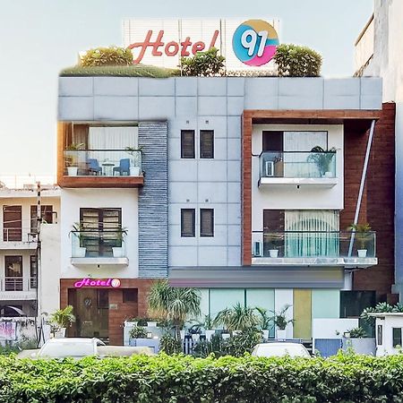 Hotel 91 Golf Course Road Gurgaon Esterno foto