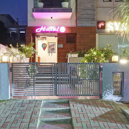 Hotel 91 Golf Course Road Gurgaon Esterno foto