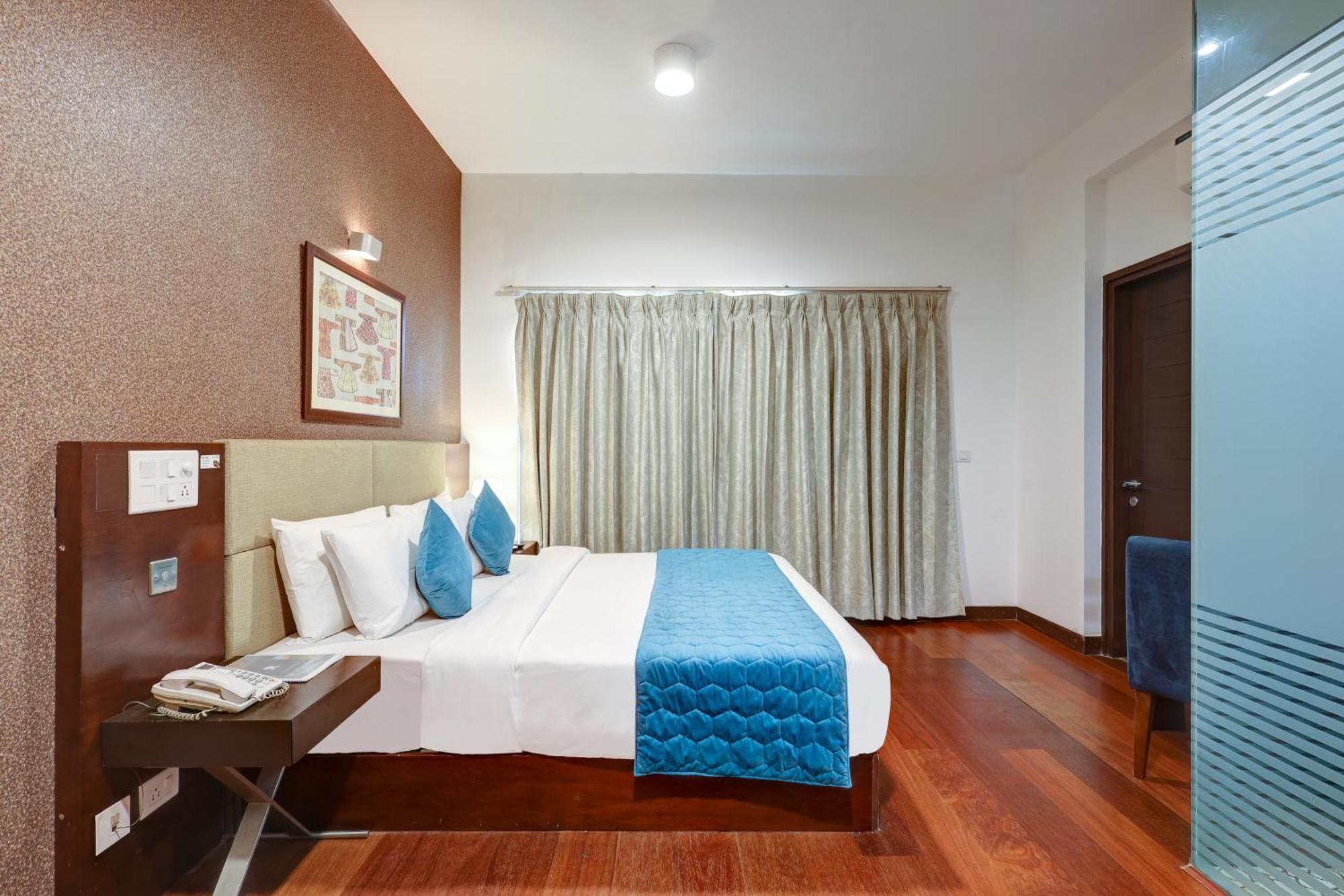 Hotel 91 Golf Course Road Gurgaon Esterno foto