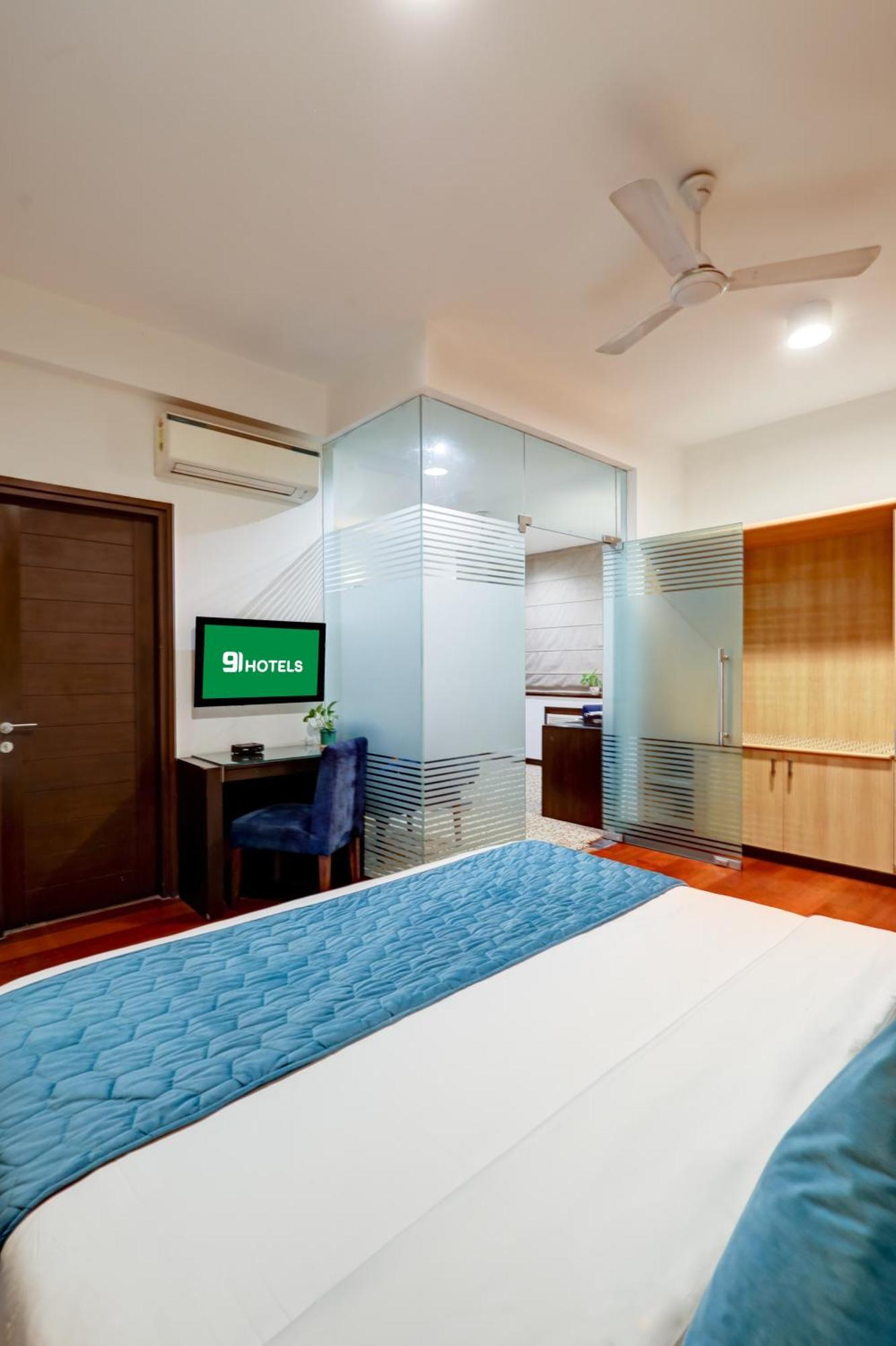 Hotel 91 Golf Course Road Gurgaon Esterno foto
