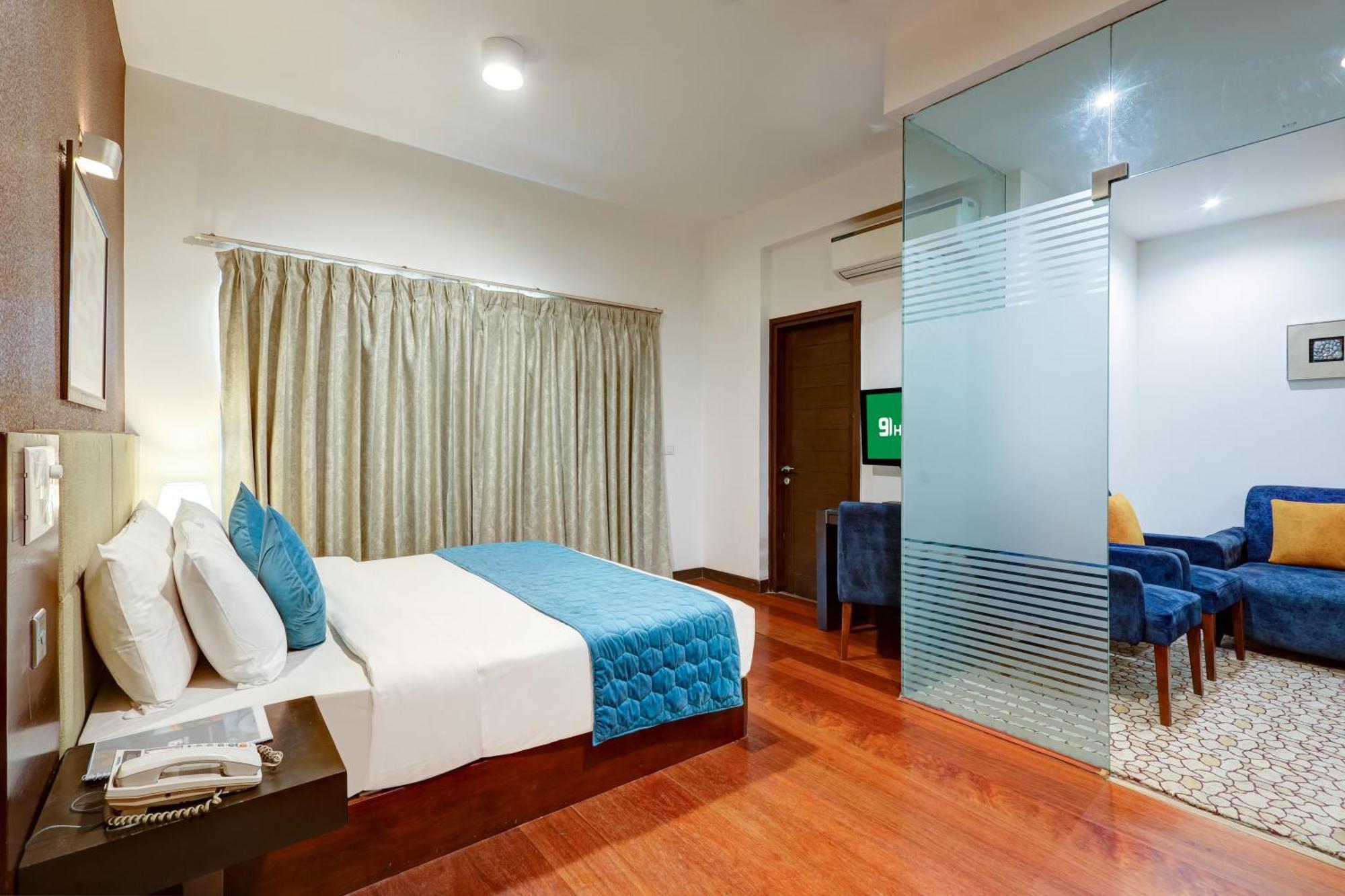 Hotel 91 Golf Course Road Gurgaon Esterno foto