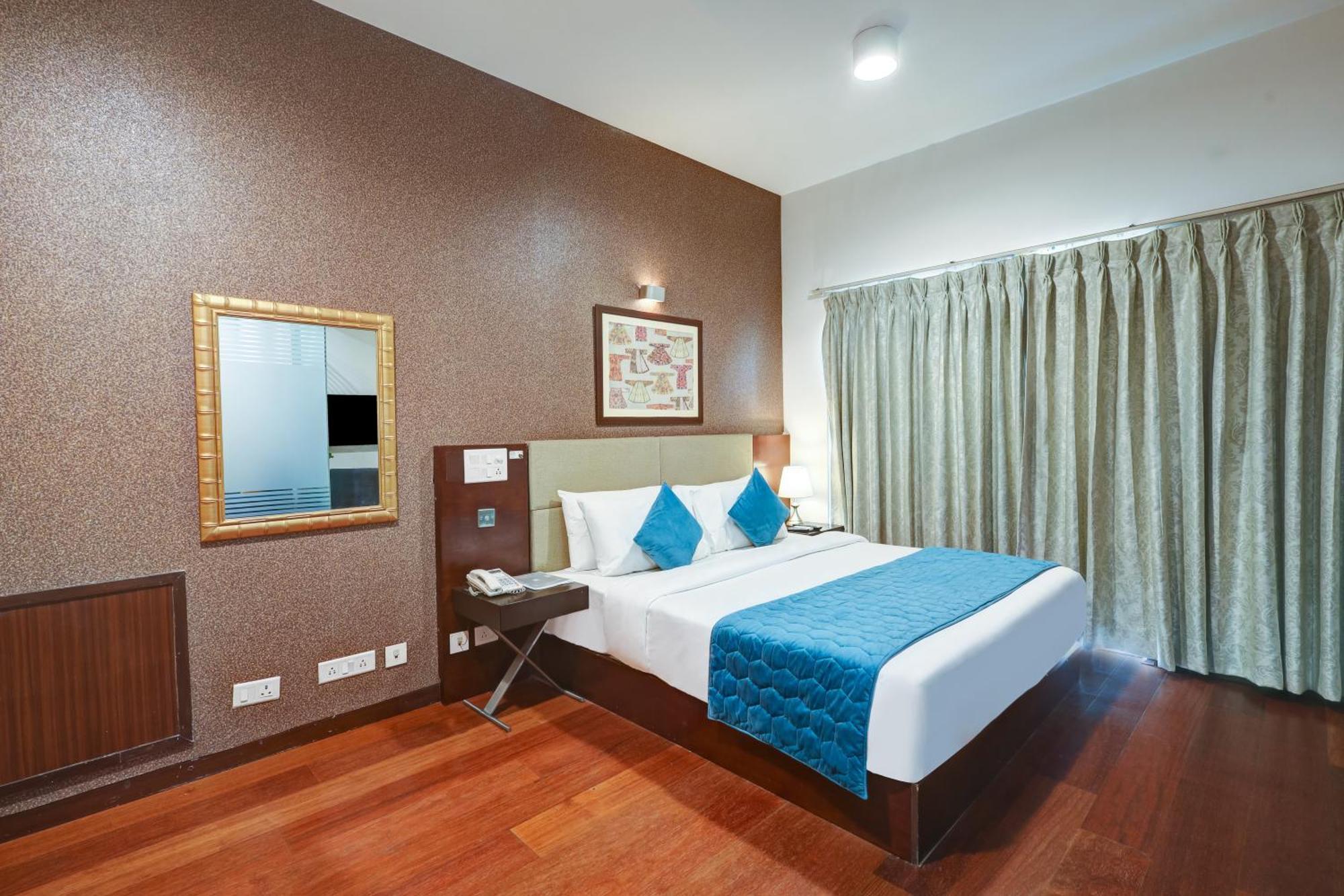 Hotel 91 Golf Course Road Gurgaon Esterno foto