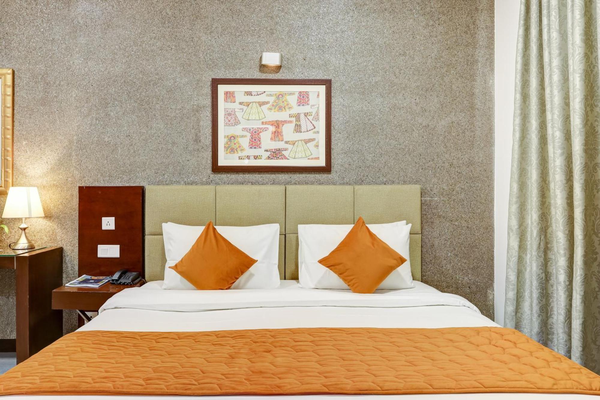 Hotel 91 Golf Course Road Gurgaon Esterno foto