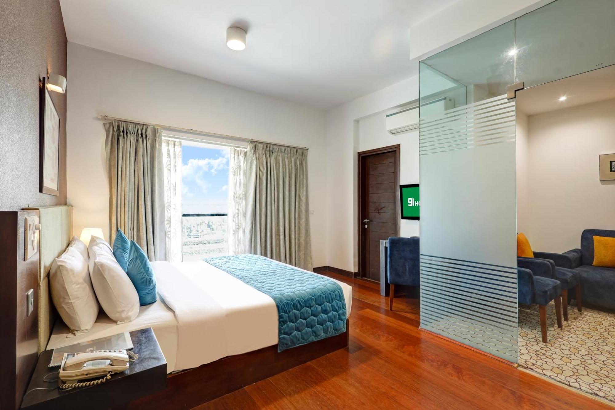 Hotel 91 Golf Course Road Gurgaon Esterno foto