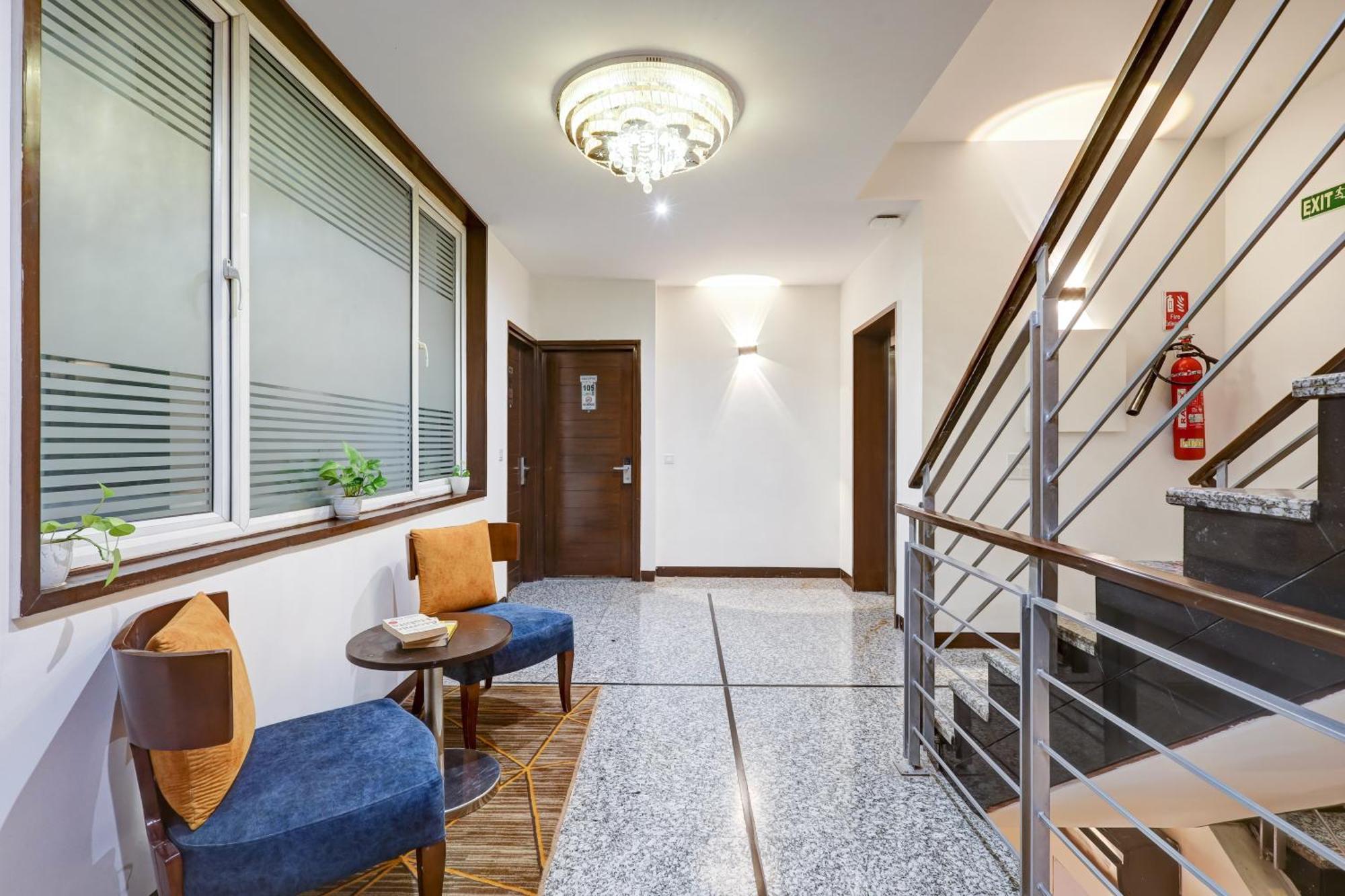 Hotel 91 Golf Course Road Gurgaon Esterno foto